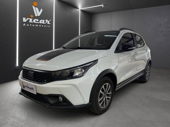 FIAT ARGO 1.3 FIREFLY FLEX TREKKING CVT FIAT ARGO 1.3 FIREFLY FLEX TREKKING CVT